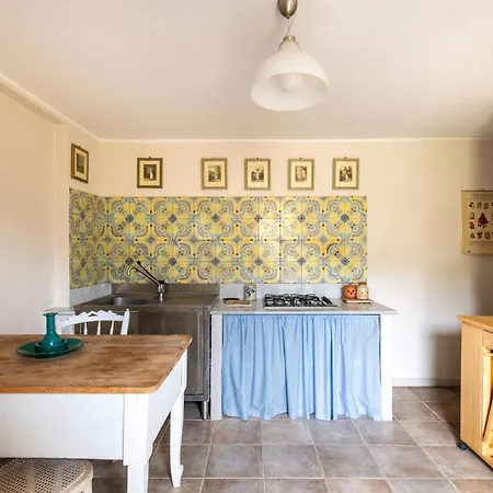 Dependance A Baglio Il Corvo By Wonderful Italy Apartment Gangi